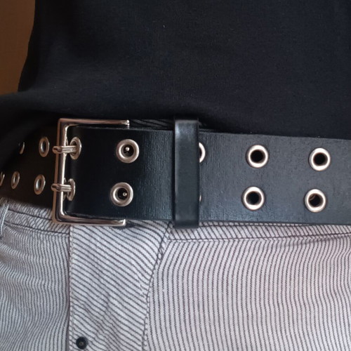 Leather belt unisex used with large studs, 95 cm black