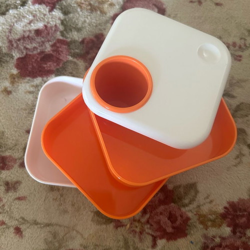 Pencil holder with rotating compartments like new, 10x10 cm