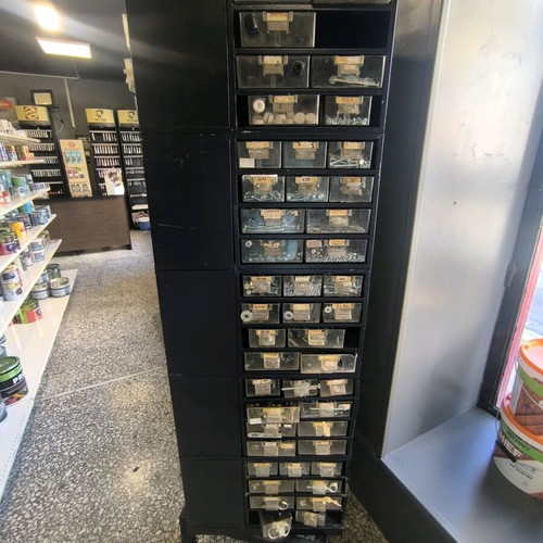Επαγγελματική περιστρεφόμενη συρταριέρα εξαρτημάτων μεταχειρισμένη, βαρέως τύπου 4 πλευρών