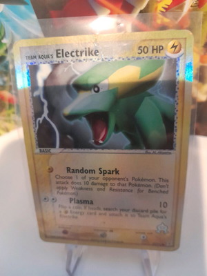 Pokemon card σε όχι καλή κατάσταση