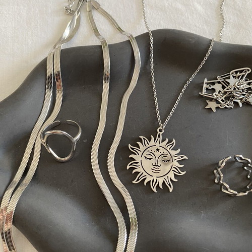 Steel jewelry set silver color, new