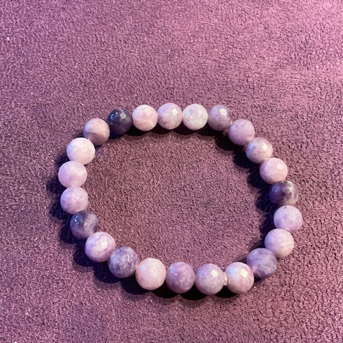 Bracelet made of authentic Lepidolite