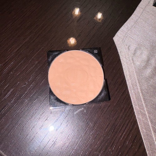 Dior powder new in shade 02