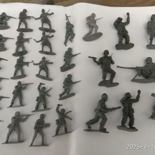 Airfix and Matchbox soldier figures collection like new