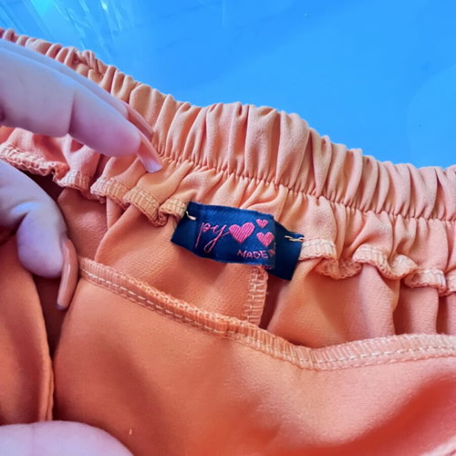 Orange pants size M, worn twice, like new