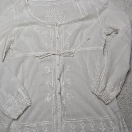 White summer shirt size M like new
