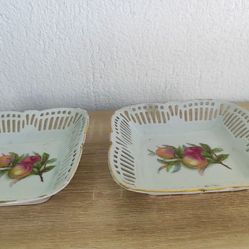 Set of 2 vintage porcelain dishes used