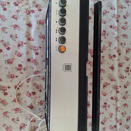 Radiocorder 2400 Deluxe vintage portable radio cassette player used