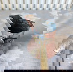 Χάλκινο χειροποίητο μπρίκι, 100 και πλέον ετών με μπρούτζινη χειρολαβή. Χωρητικότητα 110 ml, βάρος 160 γραμ. Ύψος 8 εκ, διάμετρος βάσης 8 εκατ, μήκος χειρολαβής 23 εκατ