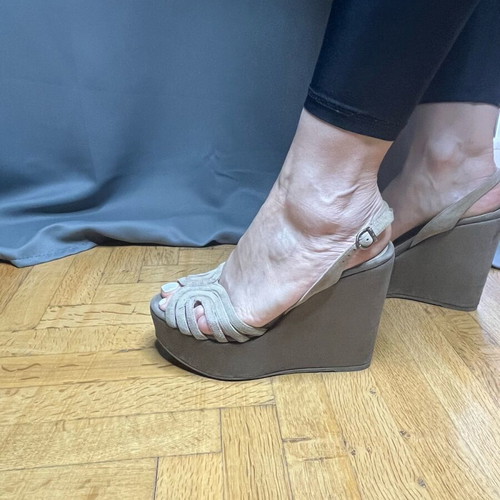Women's platforms new, beige leather, size 39