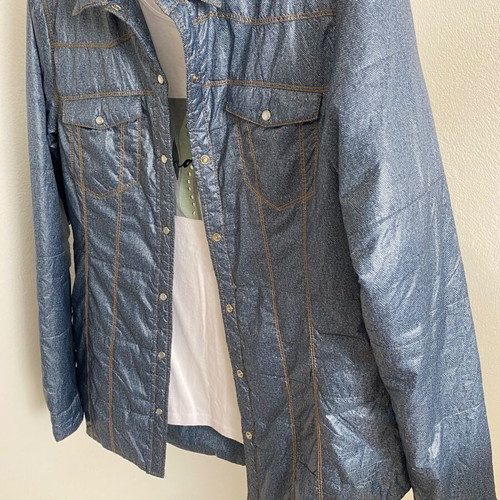 Puffer jacket with printed denim shirt like new, size M, blue