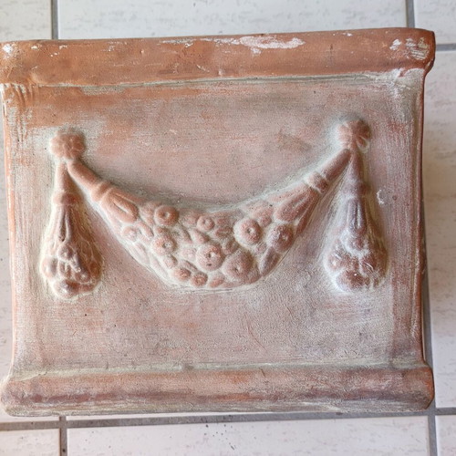 Clay square planter like new with intricate designs