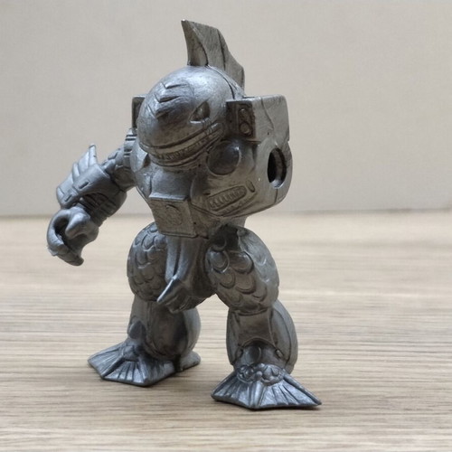 Shawtooth Shark Teratomachos Battle Beasts figure used, silver color
