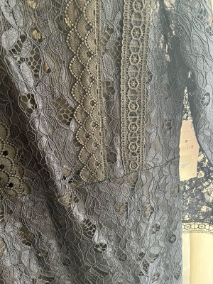 ZARA Δαντελένιο Φόρεμα Μίντι Καινούργιο, Μπλε Σκούρο Με Μαύρες Λεπτομέρειες