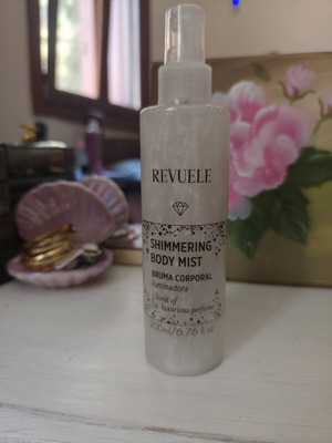 Revuele Shimmering Body Mist 200ml like new