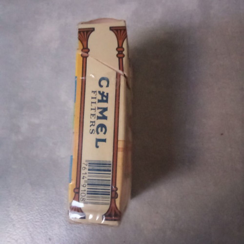Camel hard collectible pack used, Greek, 1980s