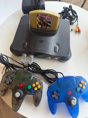 Nintendo 64 κονσόλα black edition σαν καινούργιο, 2 χειριστήρια, καλώδια