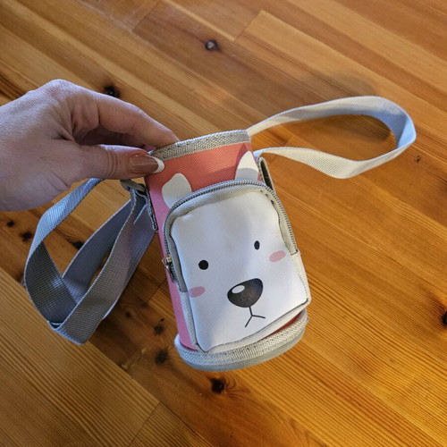 Water bottle case like new with pocket, hard