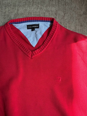 Women's v neck sweater used, pink, size M
