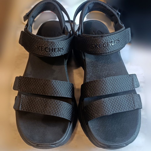 Skechers D'Lux Walker women's anatomical sporty black sandals new