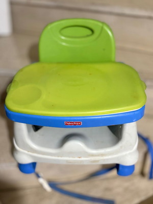 Feeding chair like new
