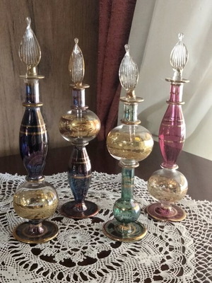 Set of 4 handmade Egyptian perfume bottles with blown glass and 14K/18K gold