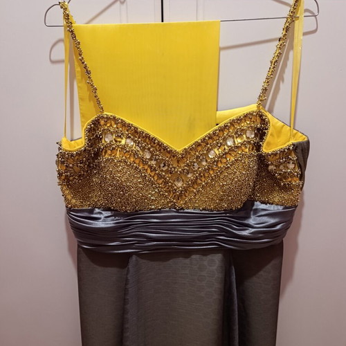 Evening dress Allure gray and yellow with embroidered bust like new