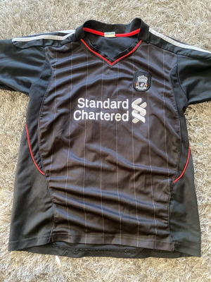 Комплект тениска и шорти Suarez Liverpool