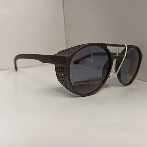 Men's sunglasses new, black, modern design