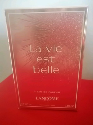 Άρωμα La vie est belle Eau de Parfum 100 ml καινούργιο