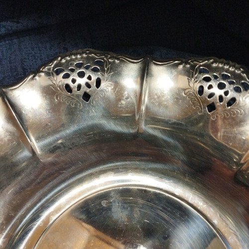 Stainless steel platter used