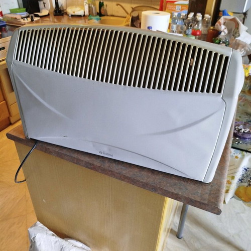 Olimpia Splendid Prisma Turbo θερμοπομπός δαπέδου 2000W μεταχειρισμένος με θερμοστάτη