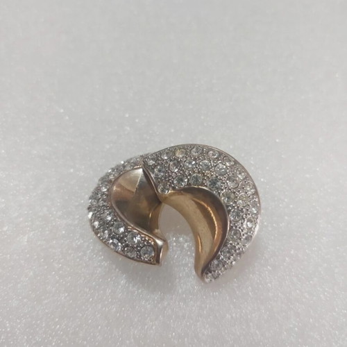 Vintage earrings with clip crescent moon, like new, gold color