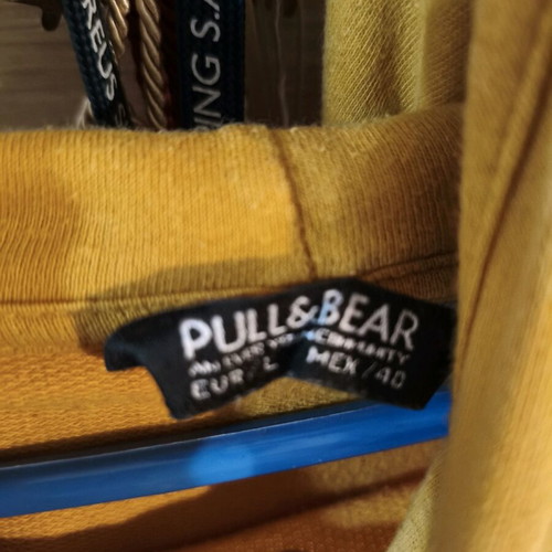 Pull & Bear sweatshirt used, mustard color, size L