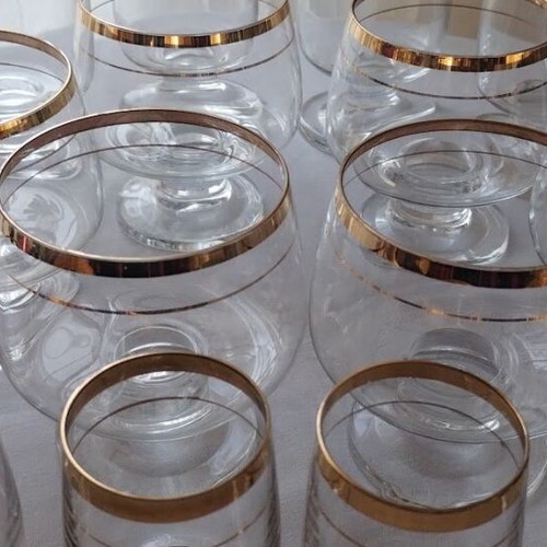 Crystal glasses like new, pack of 22 with gold detail