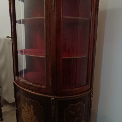 Baroque display cabinet used with marquetry