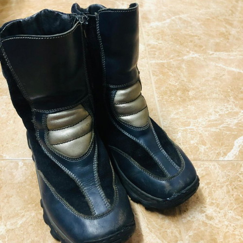 KK kids shoes used, blue boots size 34