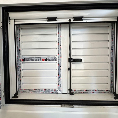 Europa Energy-Efficient Aluminum Window with Screen and Reclining Mechanism New