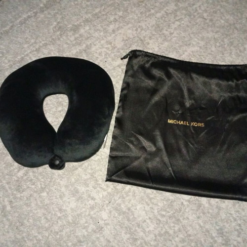 Michael Kors travel pillow like new with satin case