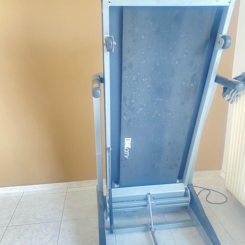 DK City Treadmill like new