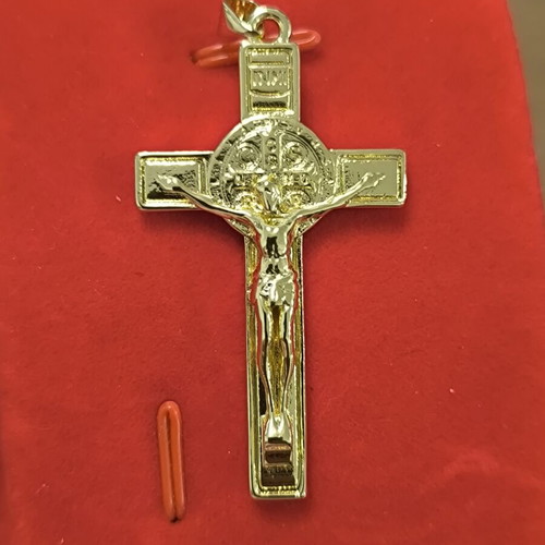Men's cross pendant with crucifix and Saint Benedict, gold tone stainless steel, new