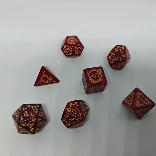Dragon Scale Crimson & Gold RPG dice set like new