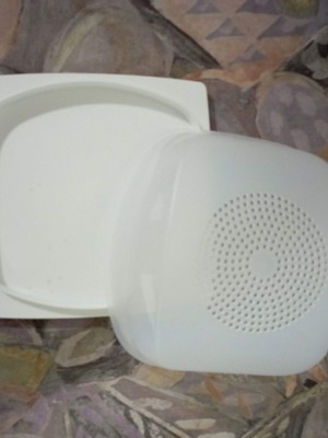 Tupperware Smart Cheese Container New Medium Size