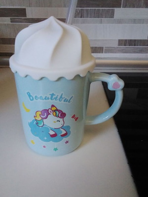 Children's mug with straw like new