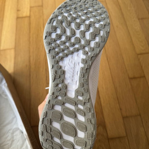Nike Running Revolution athletic shoes new, white size 39