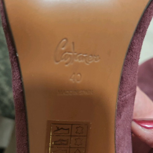 Castaner leather pumps almost like new, burgundy