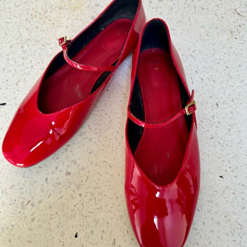 Zara patent Mary Jane’s ballet flats like new, red size 41