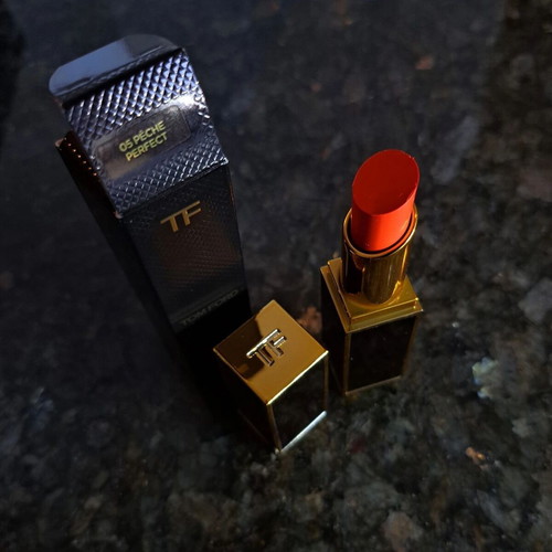 Lip Color satin matte Tom Ford lipstick Peche Perfect 05 new