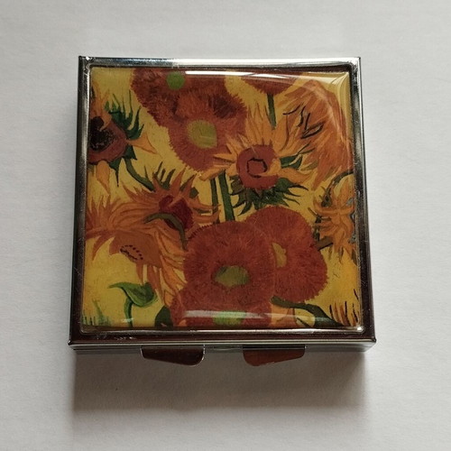 Van Gogh Compact Mirror like new