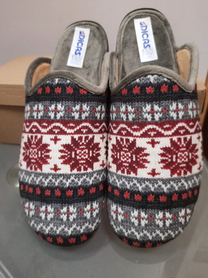 Dicas Velvet Slippers Size 41 New, Soft and Comfortable